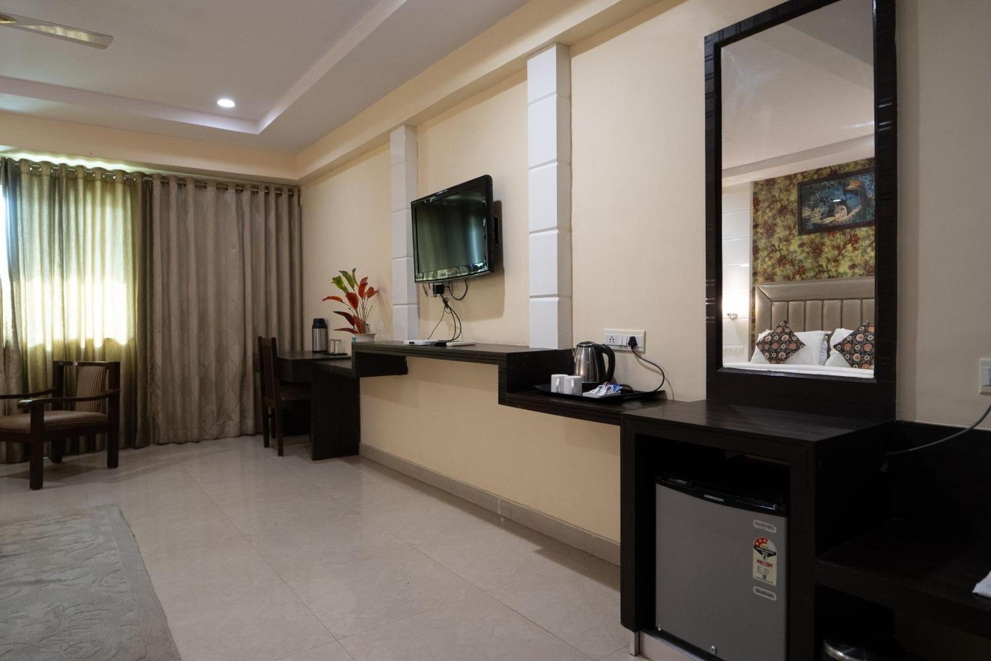 Hotel City Square By Keymagics จ๊อดปูร์ ภายนอก รูปภาพ